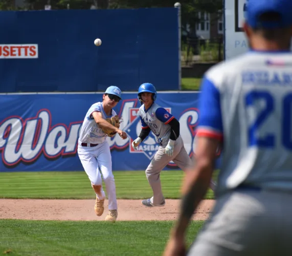 New Jersey takes advantage of 5 errors to beat Puerto Rico
